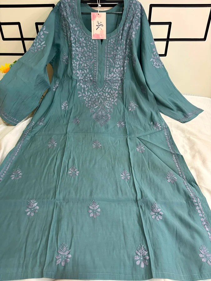Pine green Silk Fabric Kurta - Image 2